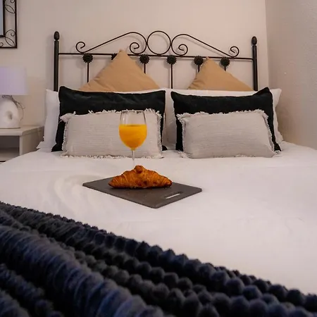 Apartment Aroa *
