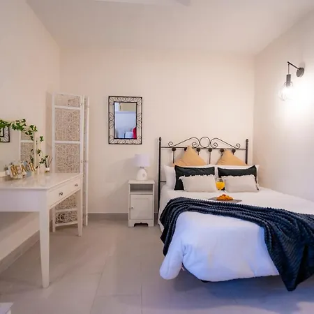 Aroa Beach * 马斯帕洛马斯